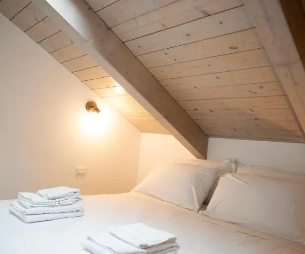 Cibrario Cit Apartment_square Apartmán